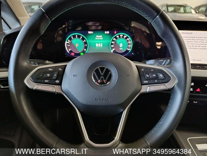 Volkswagen Golf 1.0 eTSI EVO DSG Life*AUTOMATICA*PACCHETTO LUCI*PDC*