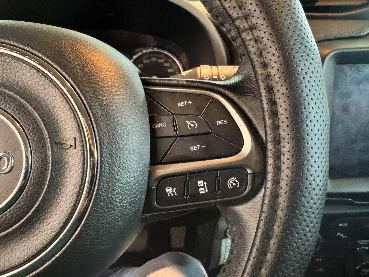 Jeep Renegade 1.6 Mjt 120cv DA 227 € AL MESE – SENZA ANTICIPO