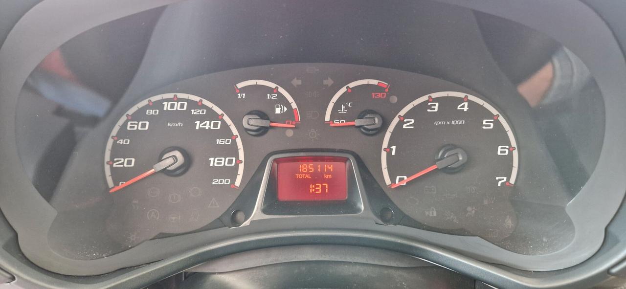 Ford Ka 1.3 TDCi 75cv