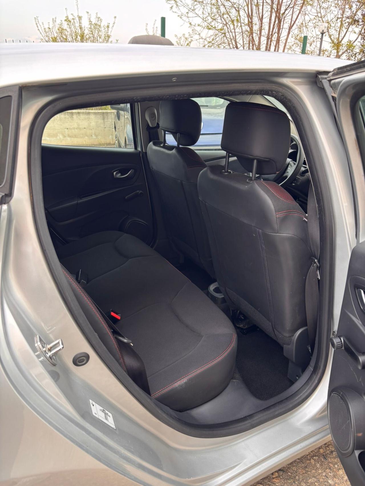 Renault Clio 1.5 dCi 8V 75CV 5 porte Wave