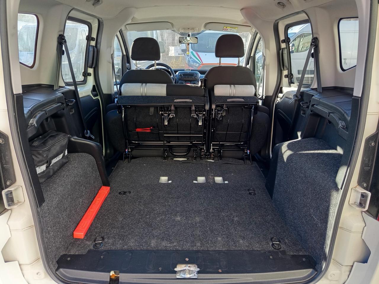 Fiat Qubo 1.3 MJT Automatico