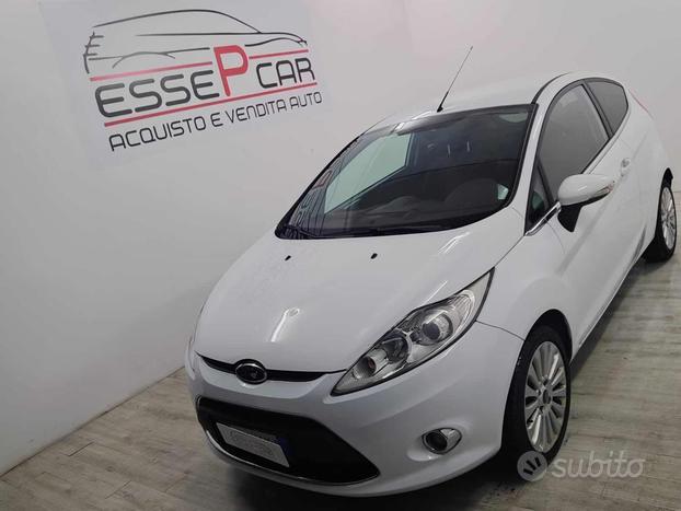 FORD Fiesta 1.2 82CV 3 porte Titanium GRANDINATA