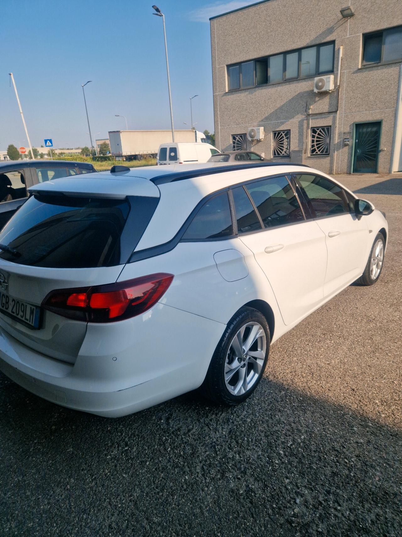 Opel Astra 1.5 CDTI 122 CV S&S Sports Tourer GS Line