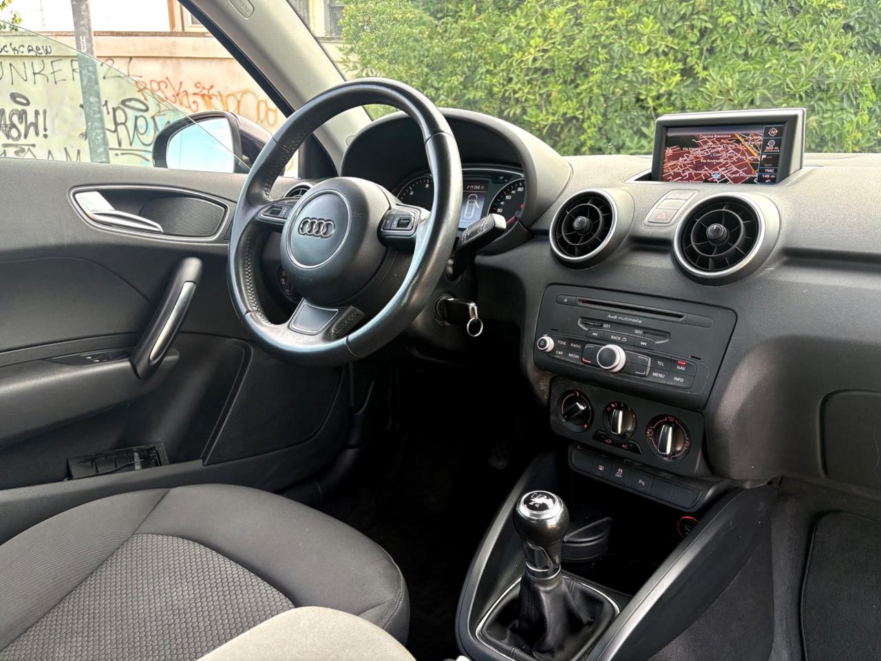 Audi A1 1.6 TDI 90cv ADMIRED SI NEO PATENTATI