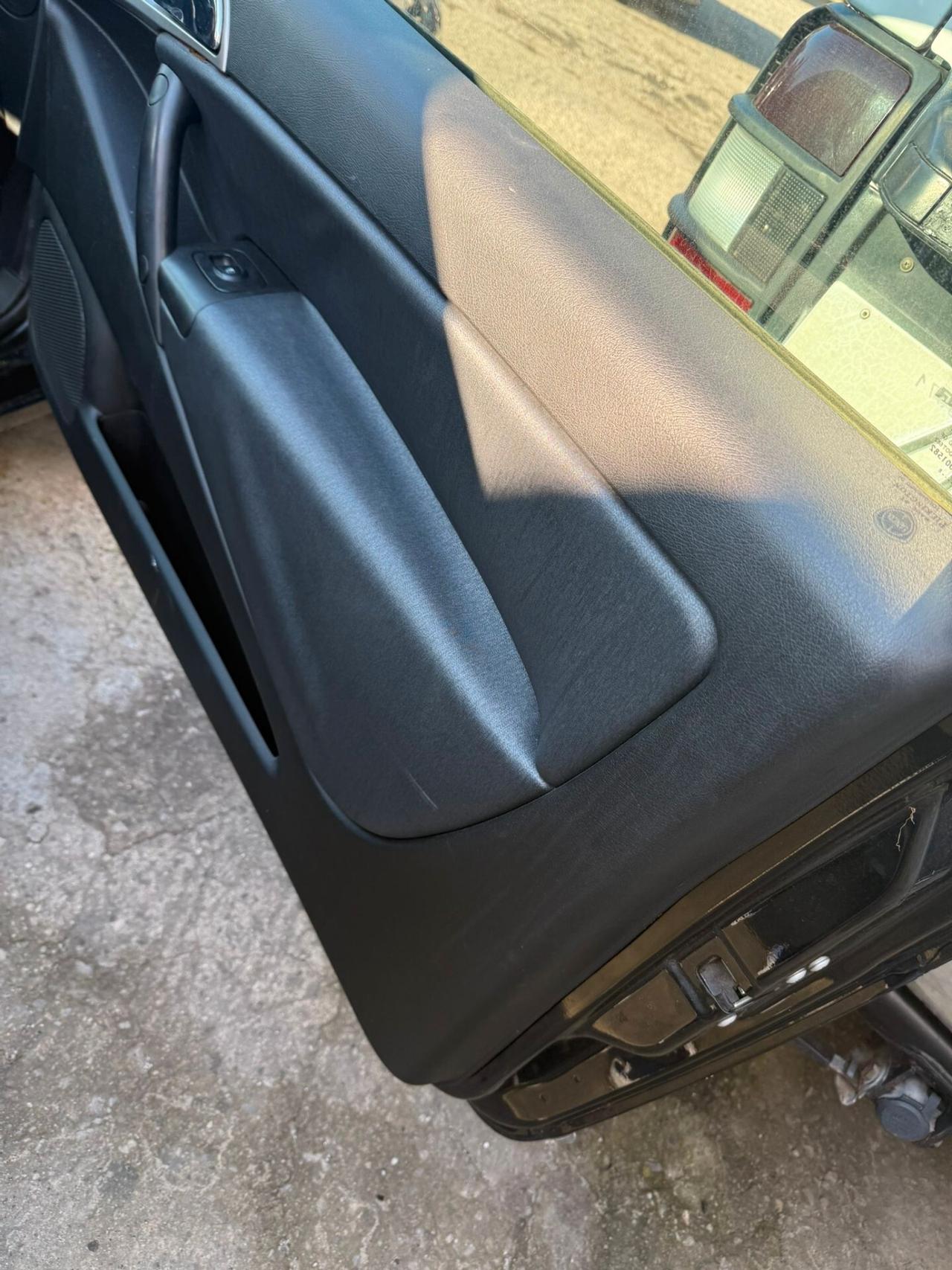 Lancia Ypsilon 1.3 MJT 75 CV Oro