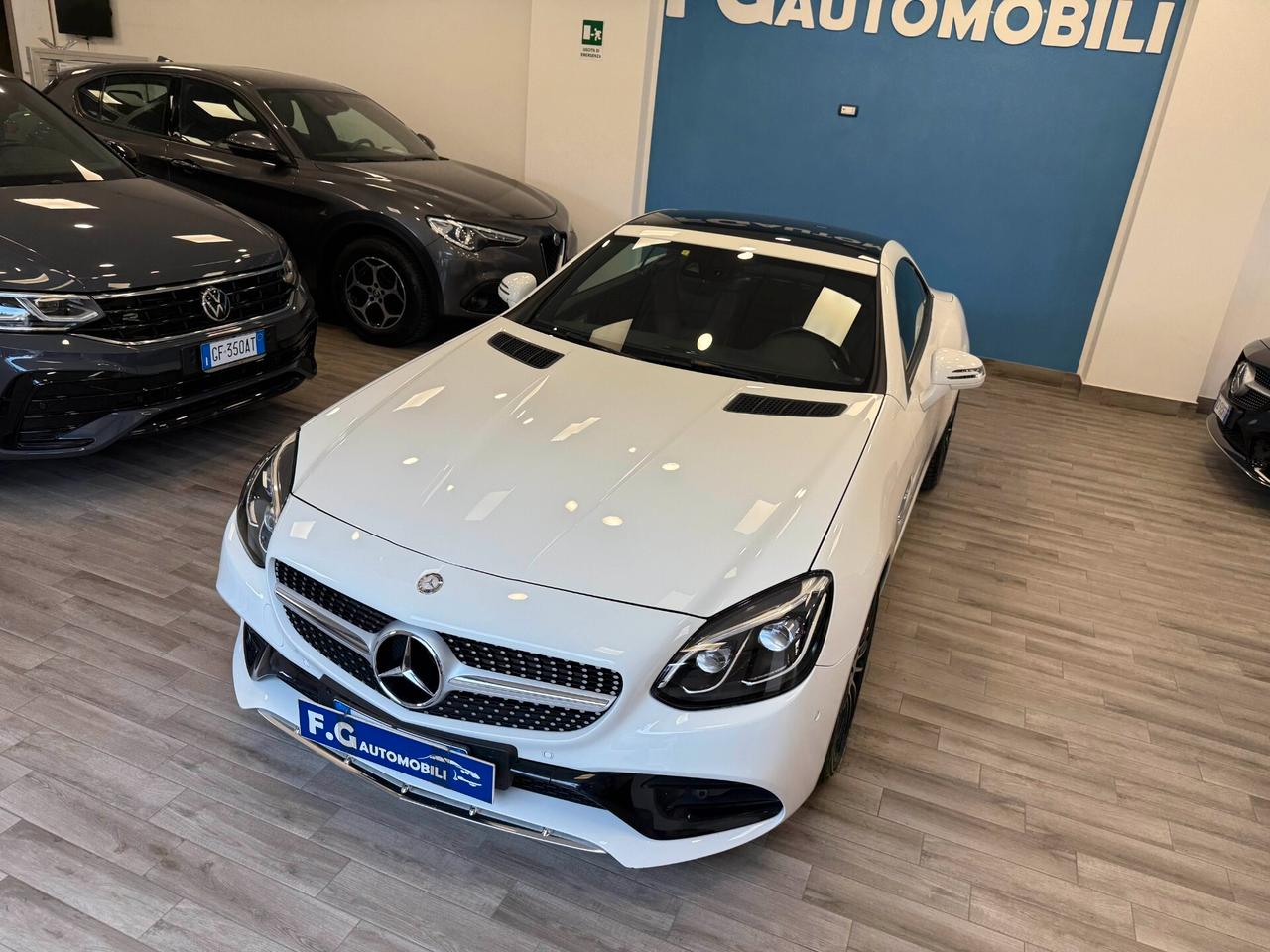 Mercedes-benz SLC 200 SLC 250 d Premium