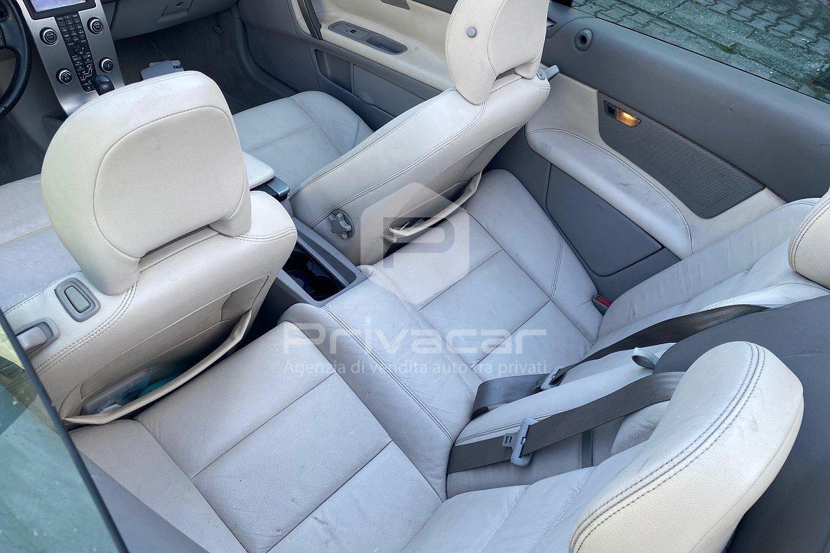 VOLVO C70 2.4 D5 20V Summum