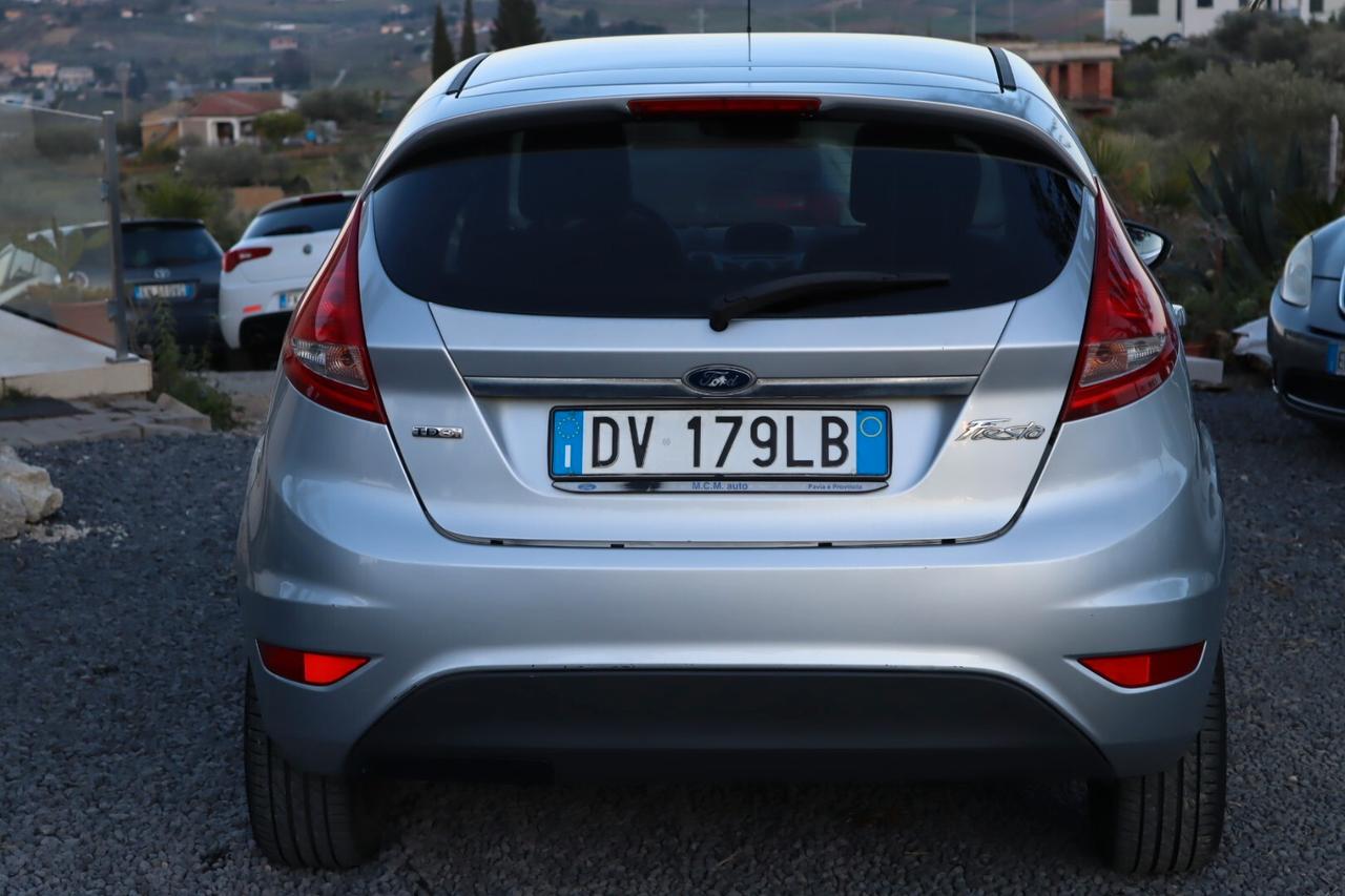 Ford Fiesta 1.4 TDCi 5p. Titanium