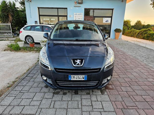 PEUGEOT 5008 1.6 e-HDi 112CV Stop&Start cambio robotizzato Allu