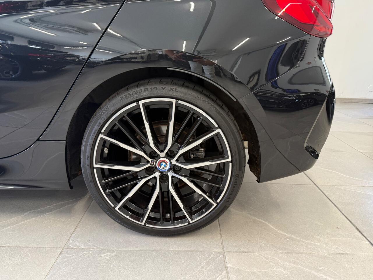 Bmw 118 118i 5p. Msport