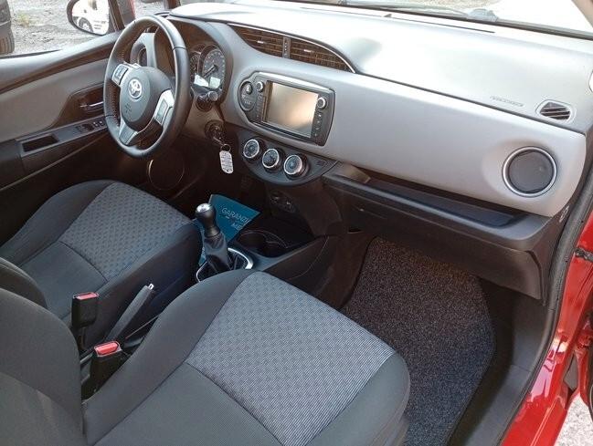 Toyota Yaris 1.0 5 porte Lounge