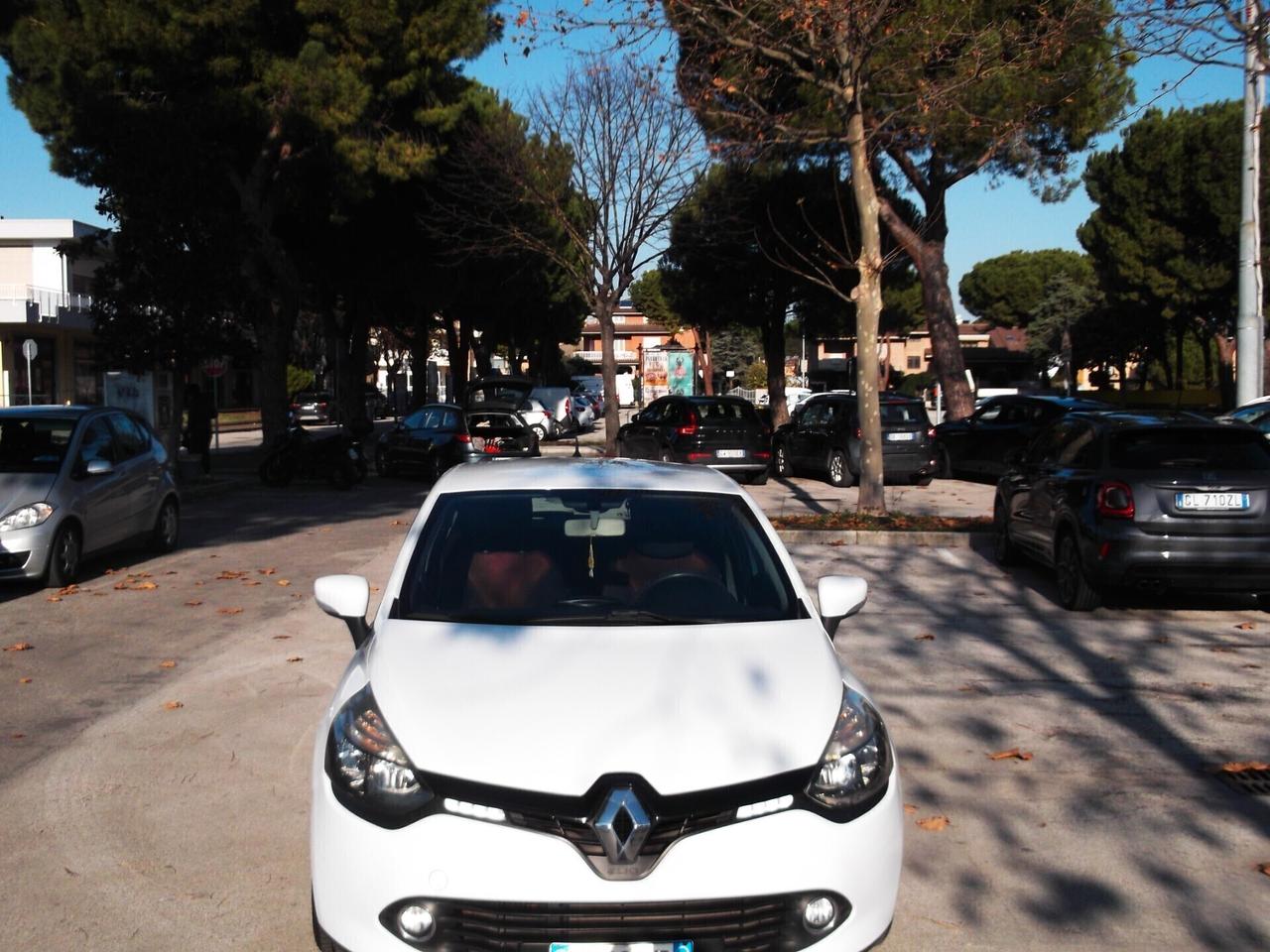 Renault Clio 1.5 dCi Neopatentati 2014