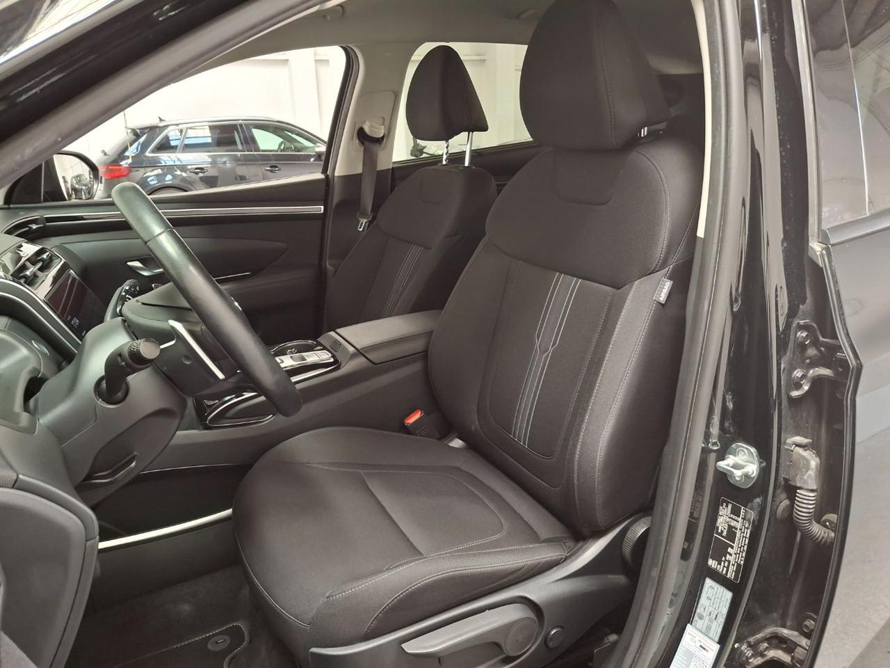 HYUNDAI Tucson 3ª serie Tucson 1.6 HEV aut. Ex...