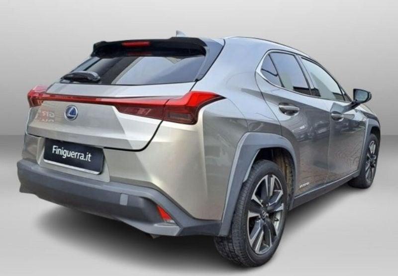 Lexus UX UX 250H 2.0 Premium 2WD*