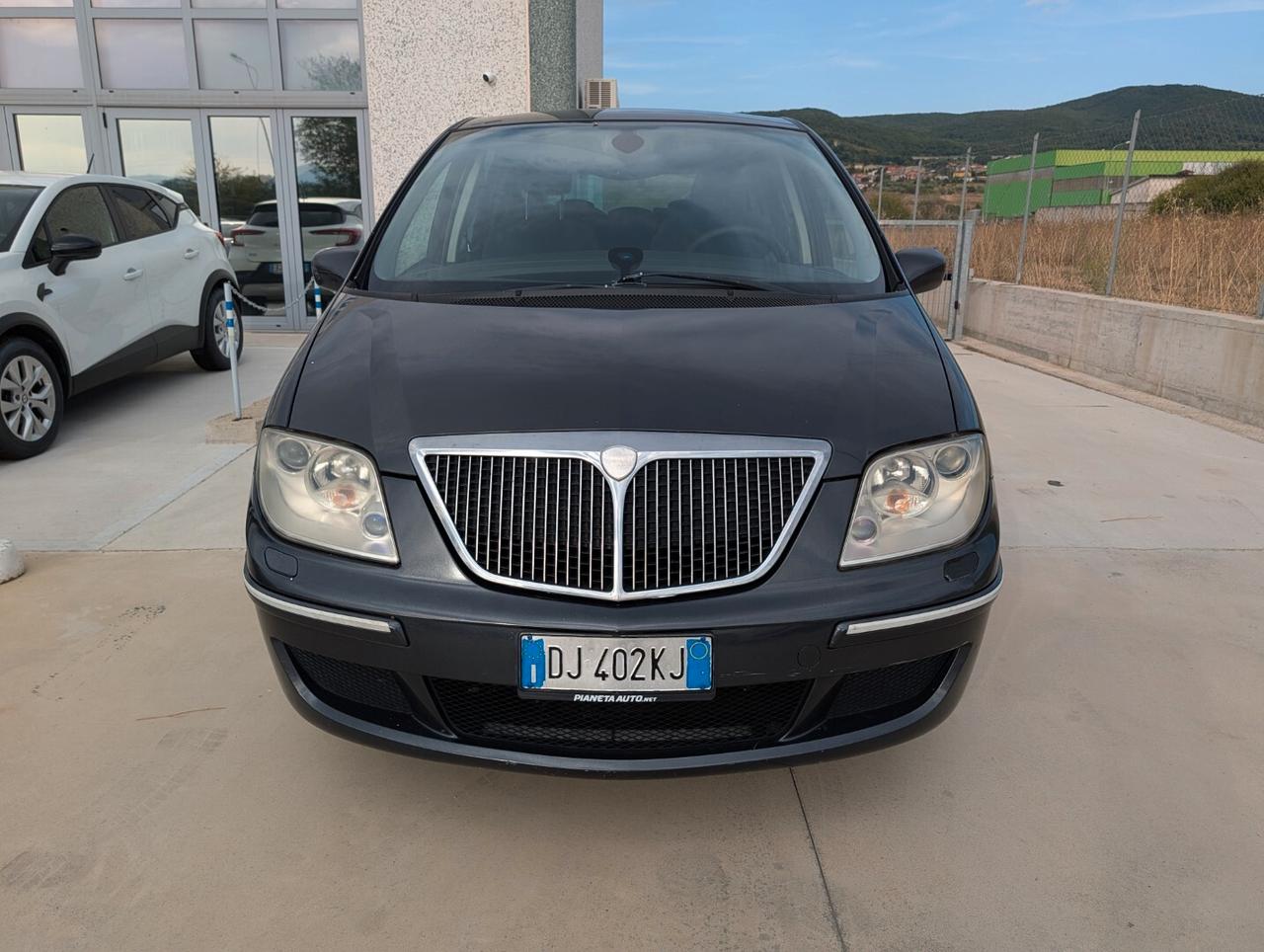 Lancia Phedra 2.0 MJT 136 CV Emblema