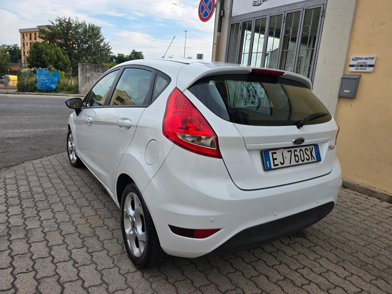 Ford Fiesta 1.4 96CV aut. 5 porte Titanium