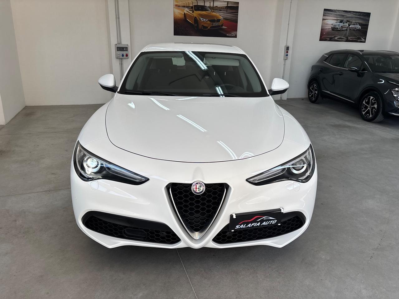 Alfa Romeo Stelvio 2.2 Turbodiesel 160 CV RWD Business