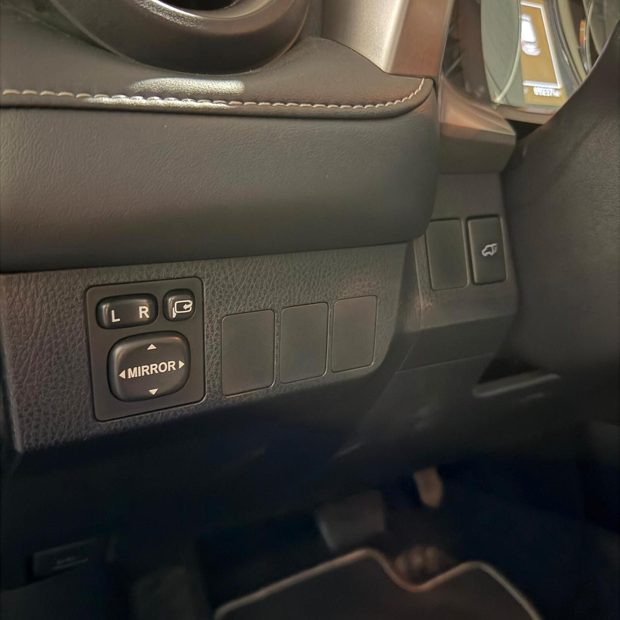 Toyota RAV 4 2.5 Hybrid COMW NUOVA GANCIO TRAINO+PELLE+RETROCAMERA+ PROMO FINO AL 24/12