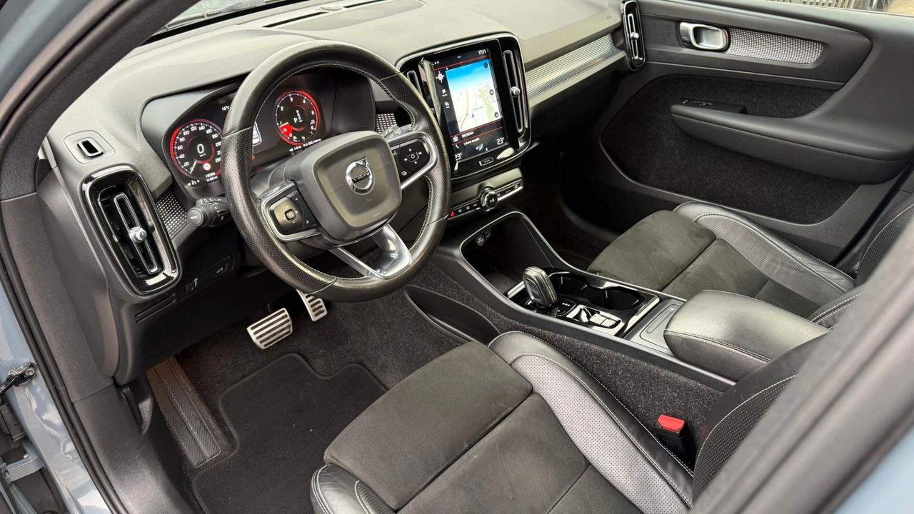 Volvo XC40 D3 R-design