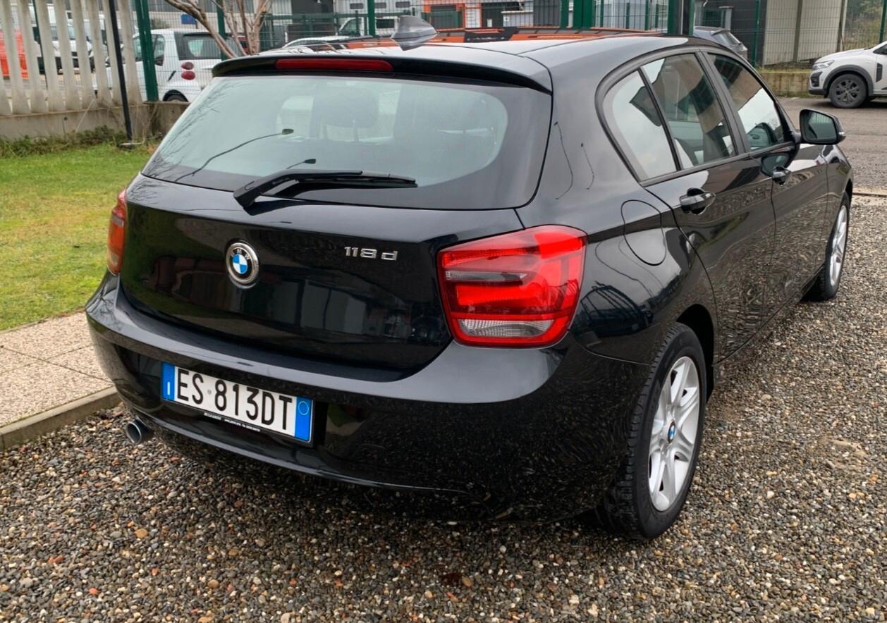 Bmw 118d 5p.