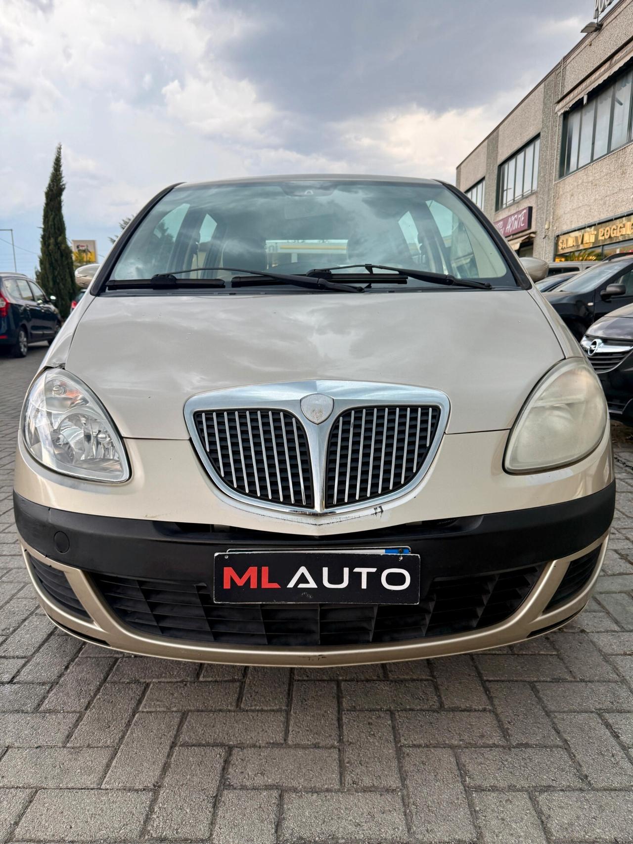 Lancia MUSA 1.4 16V Platino Plus 100 - ok neopatentato