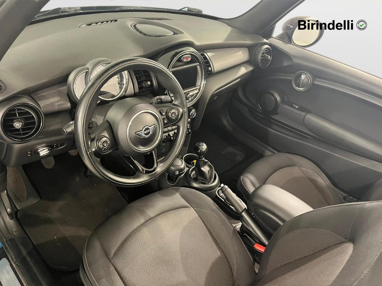 MINI Mini Cabrio (F57) - Mini 1.5 Cooper D Cabrio
