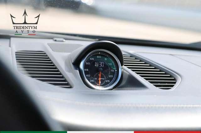 Porsche 911 Coupe 3.8 Carrera 4S E6