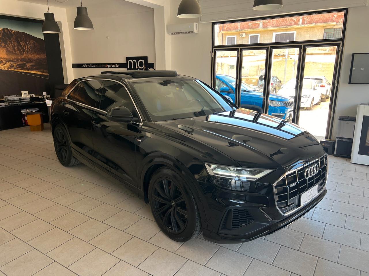 Audi Q8 45 TDI S LINE TETTO-FULL-BLACK