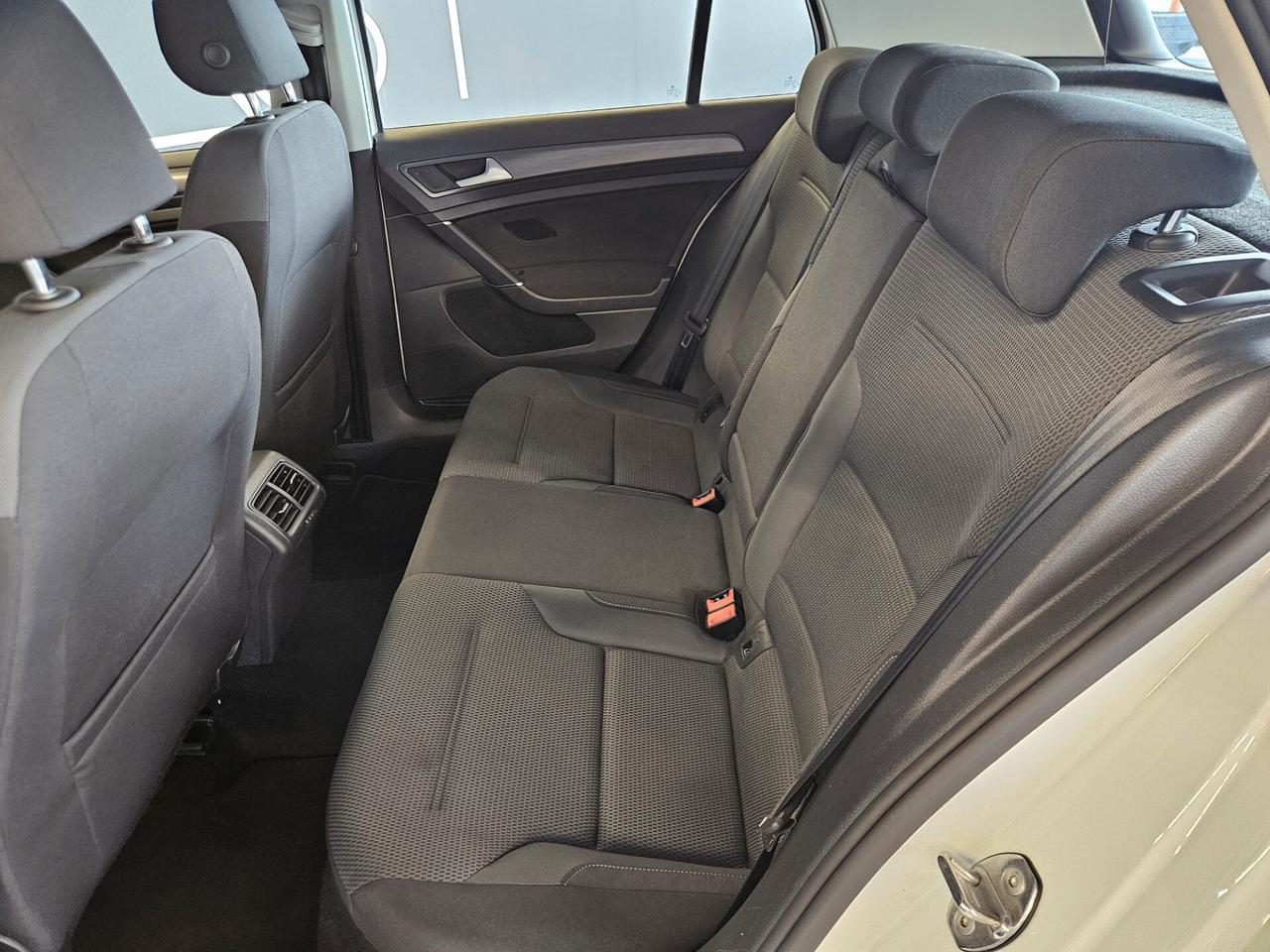 Volkswagen Golf 5p 1.5 tgi Executive 130cv dsg