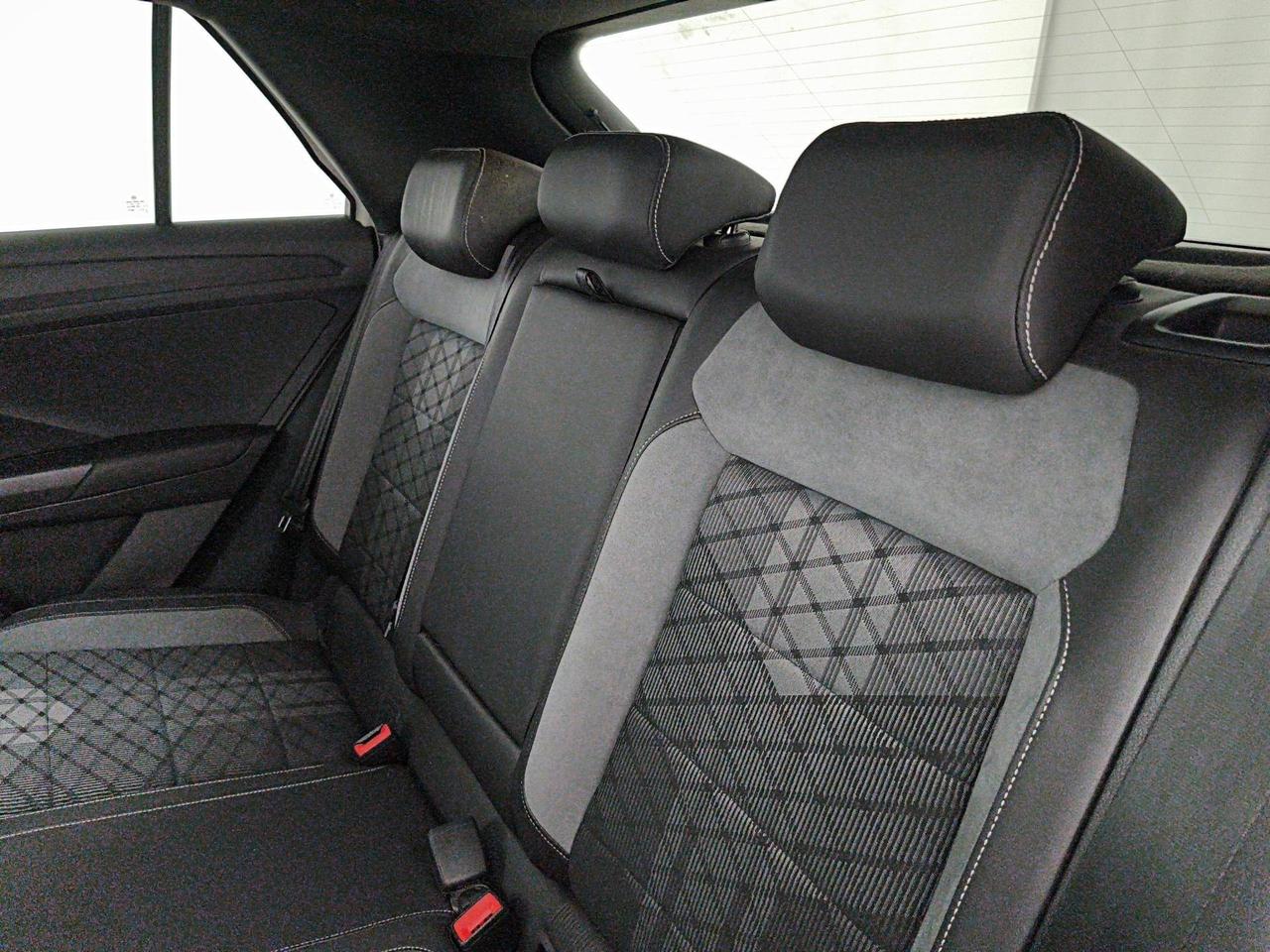 Volkswagen T-Roc 1.5 tsi R-Line