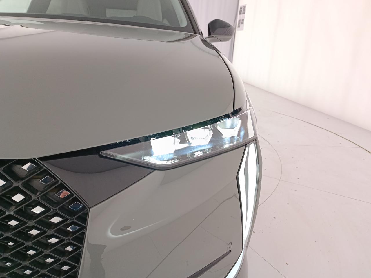 DS DS4 Esprit de Voyage E-TENSE 225cv