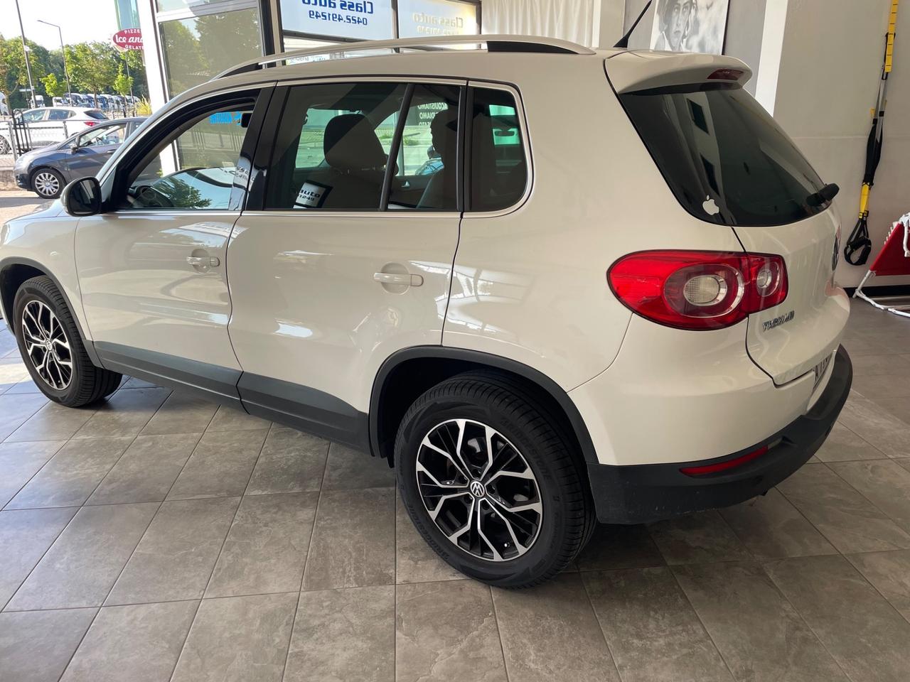 Volkswagen Tiguan 2.0 TDI DPF 4MOTION Sport & Style