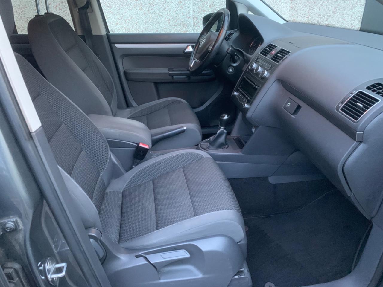 Volkswagen Touran 1.6 TDI Comfortline NEOPATENTATI