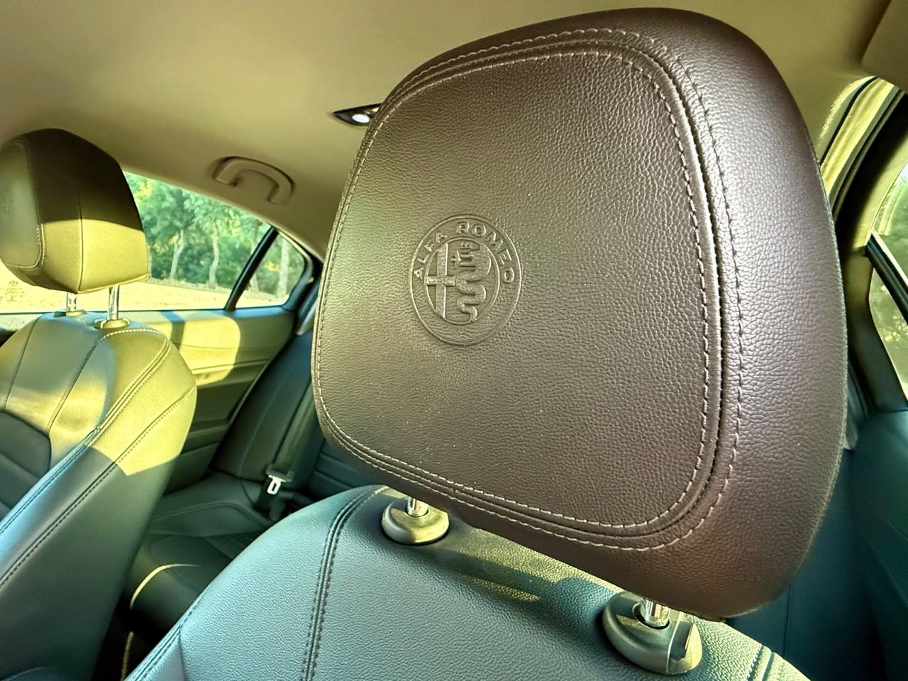 ALFA ROMEO GIULIA 2.2 TURBODIESEL 160 CV AT8 SUPER