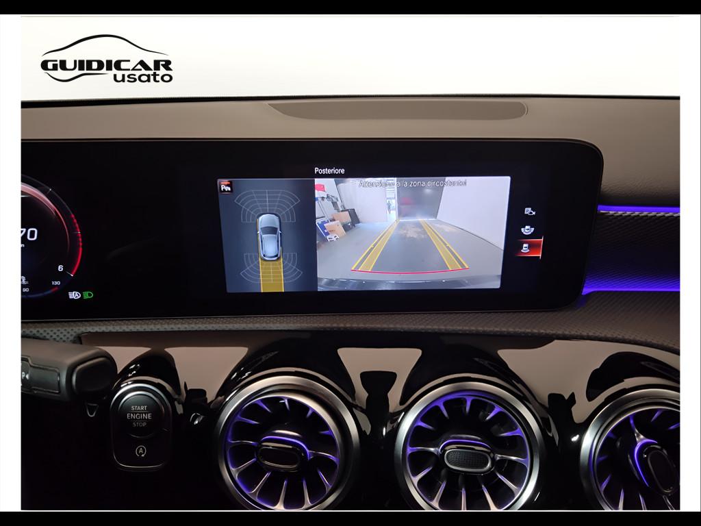 Mercedes-Benz Classe A - W177 2018 - A 180 d Sport Night edition Plus auto