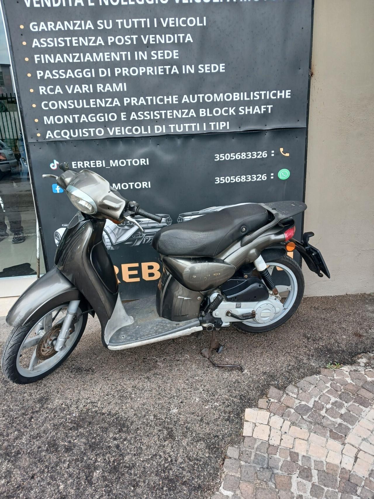 Scarabeo 100 a rate con Klarna