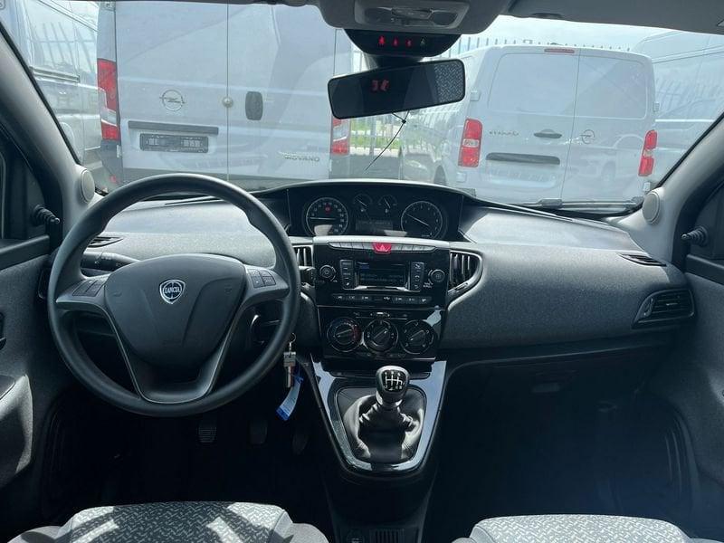 Lancia Ypsilon Ypsilon 1.0 FireFly 5 porte S&S Hybrid Silver