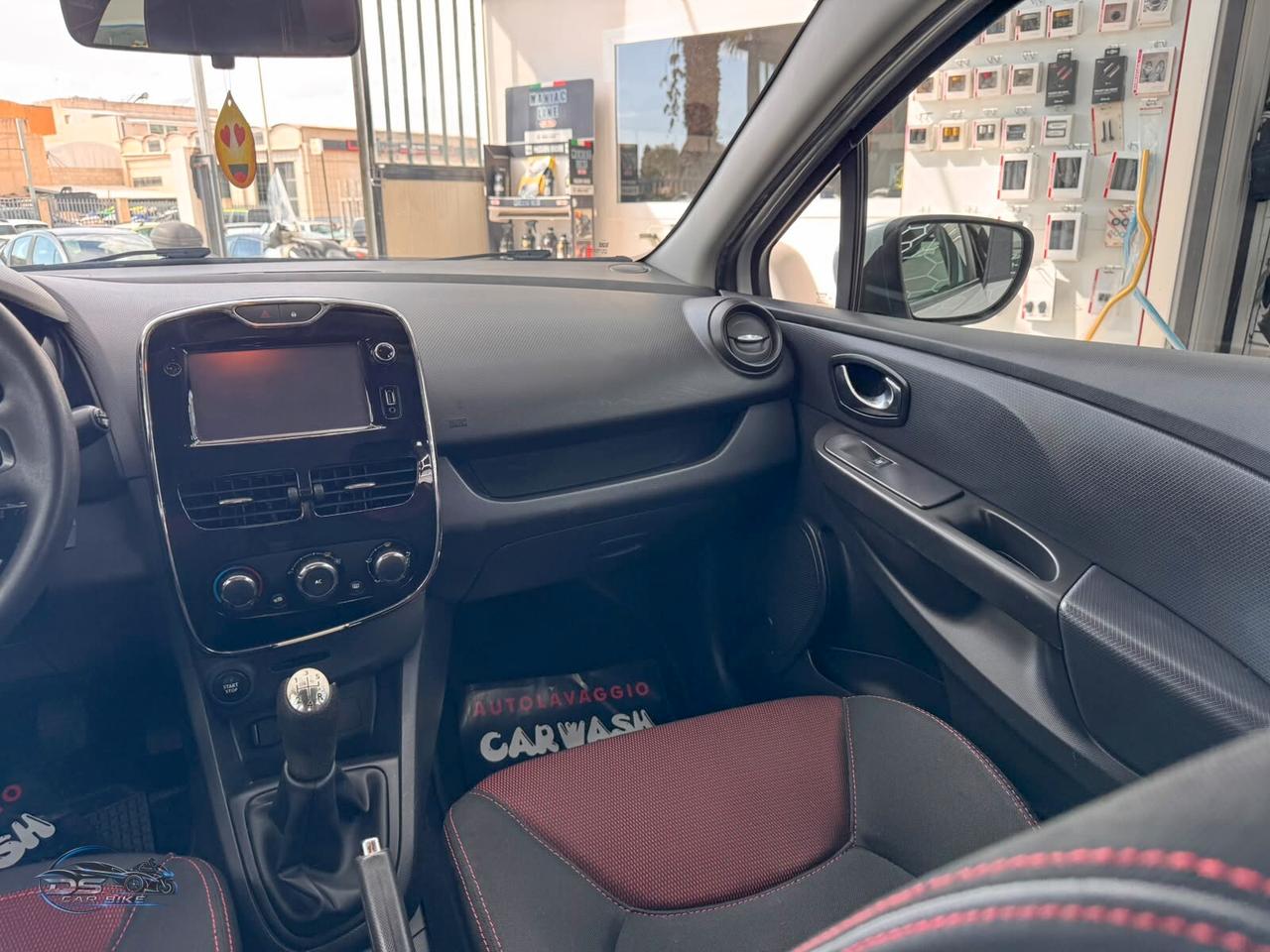 Renault Clio 1.2 75CV 5 porte Live