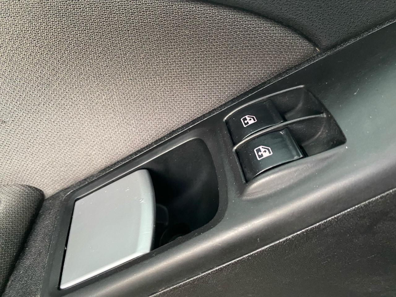 Fiat Idea 1.4 BENZINA NEOPATENTATI