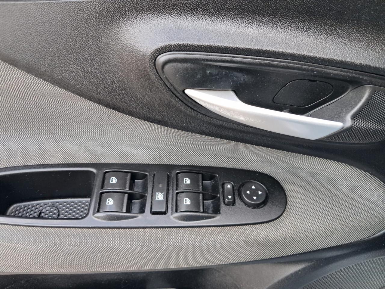 Fiat Punto Evo Punto Evo 1.4 5 porte Dynamic neopatentati