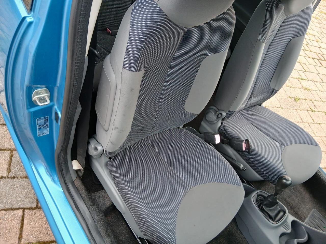 Peugeot 107 1.0 68CV 3p. Sweet Years