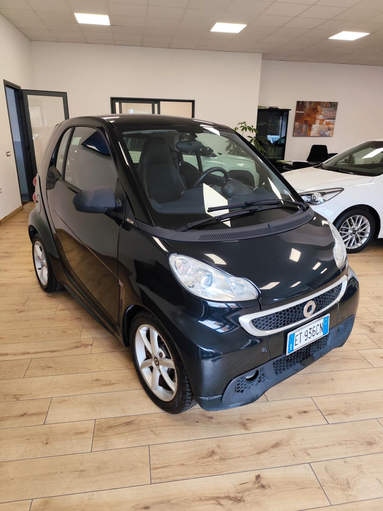Smart ForTwo 1000 52 kW MHD coupé passion