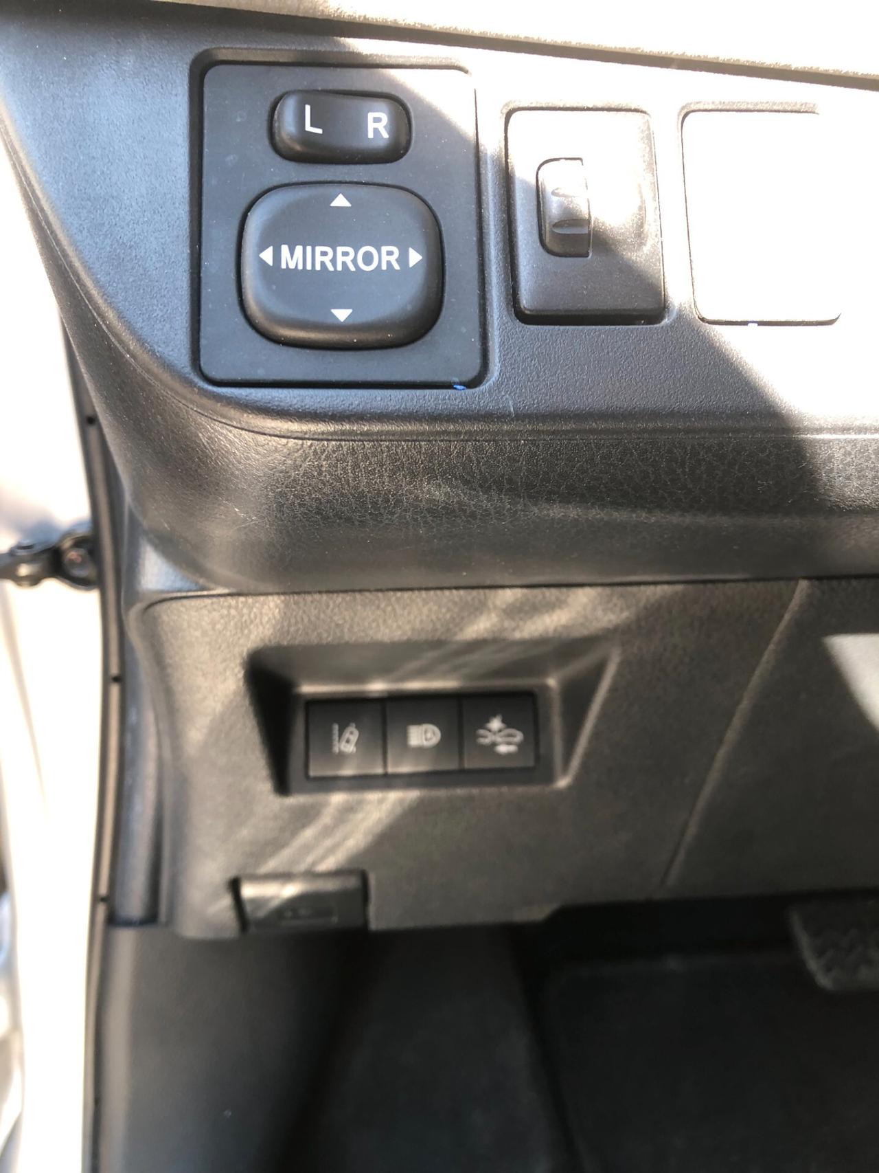 Toyota Yaris 1.5 Hybrid 5 porte Cool