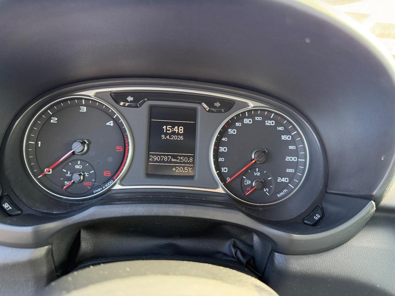 AUDI A1 1.6 DIESEL 2011