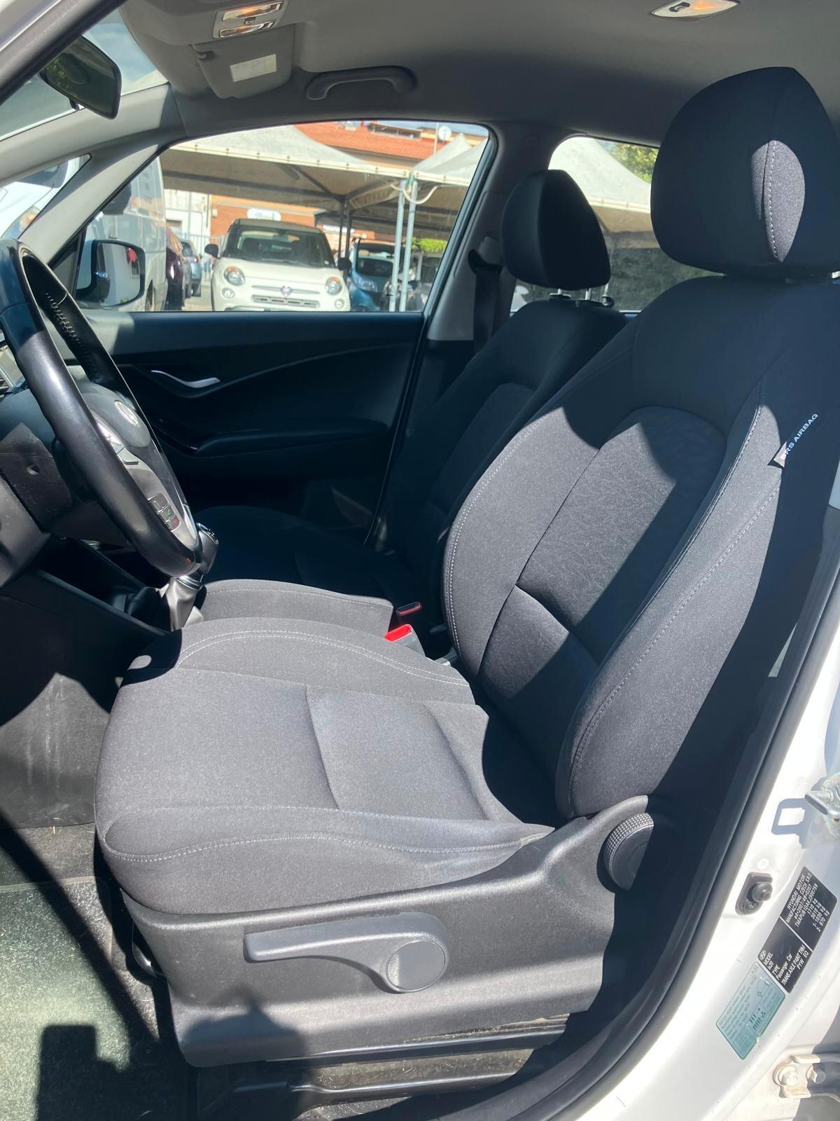 HYUNDAI iX20 1.6 125cv APP MODE