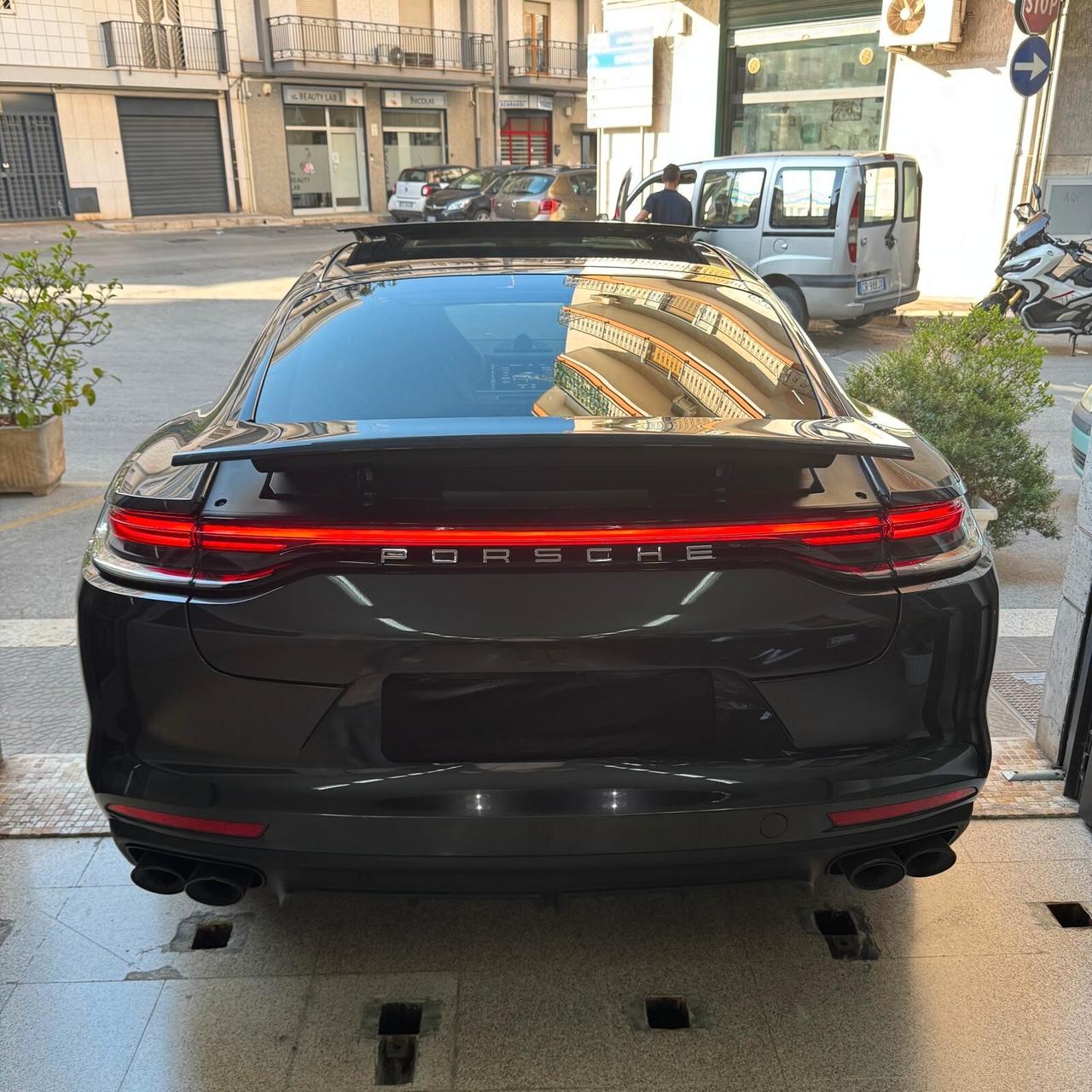 Porsche Panamera 4 2.9 e-Hybrid 470cv