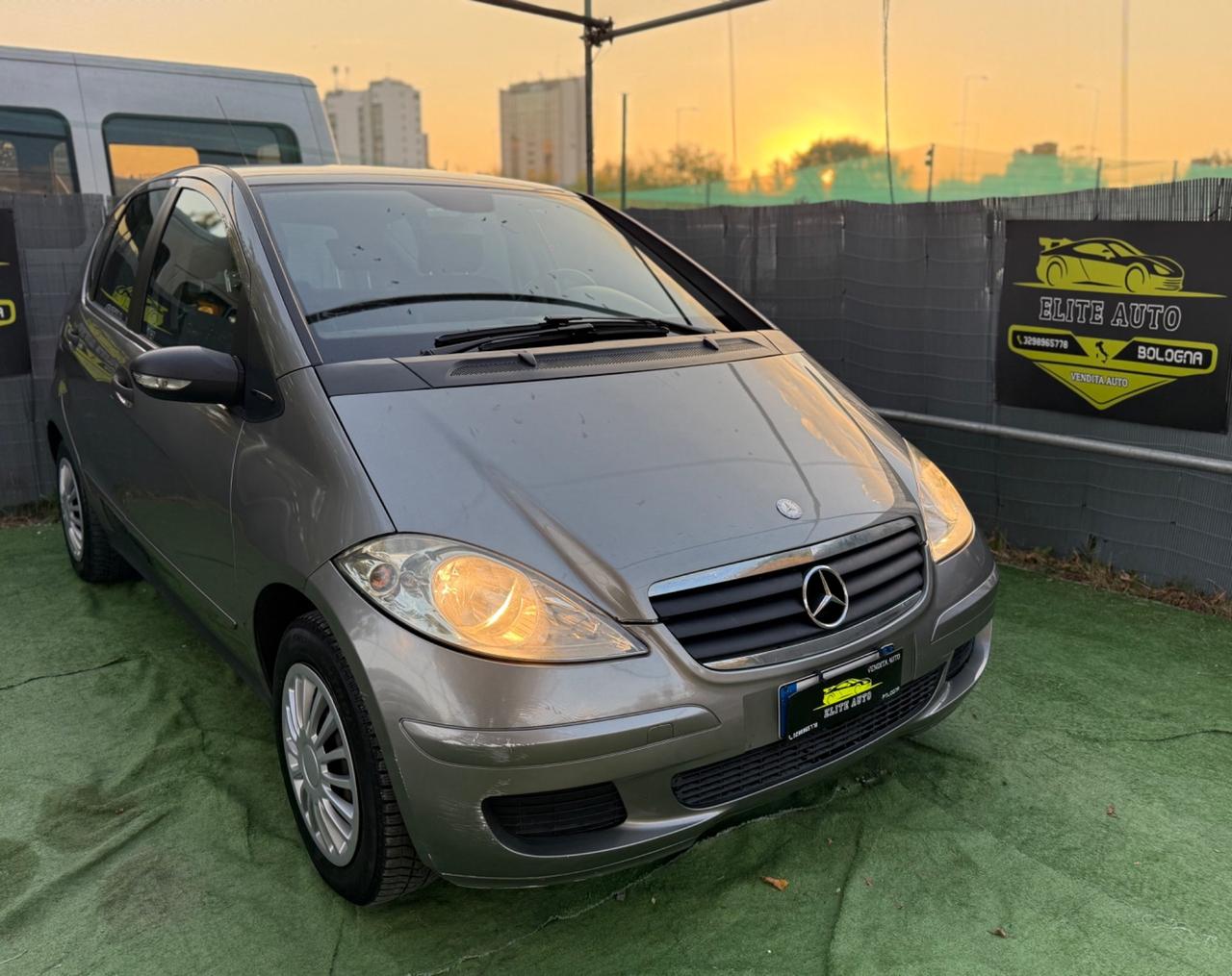 Mercedes CLASSE A 150 BENZINA NEOPATENTATI