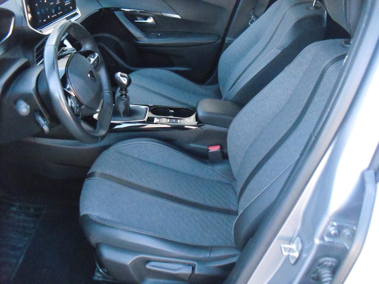 Peugeot 2008 PureTech 100 S&S Allure, FULL OPTIONAL, OTTIME CONDIZIONI!!