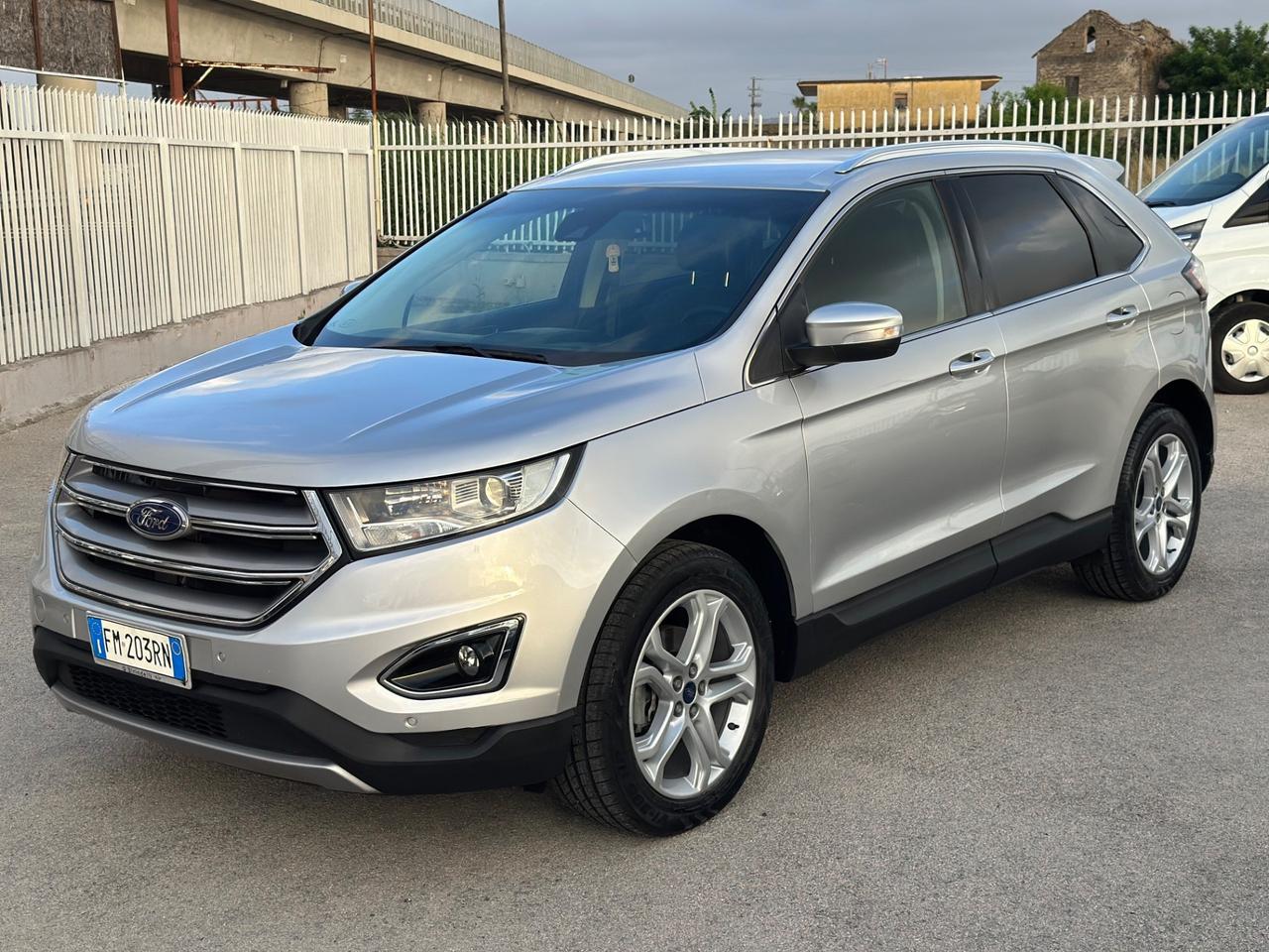 Ford Edge 2018 2.0 TDCI 210 CV AWD AUTOM. Titanium