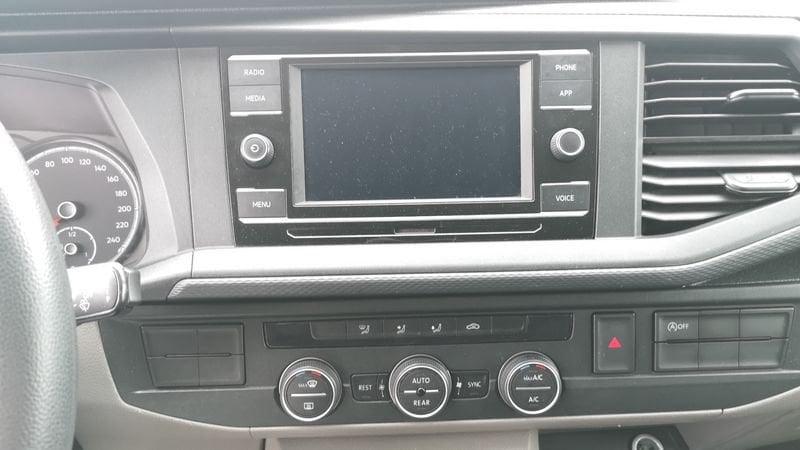 Volkswagen Caravelle 2.0 TDI 110CV PC Business 9 posti
